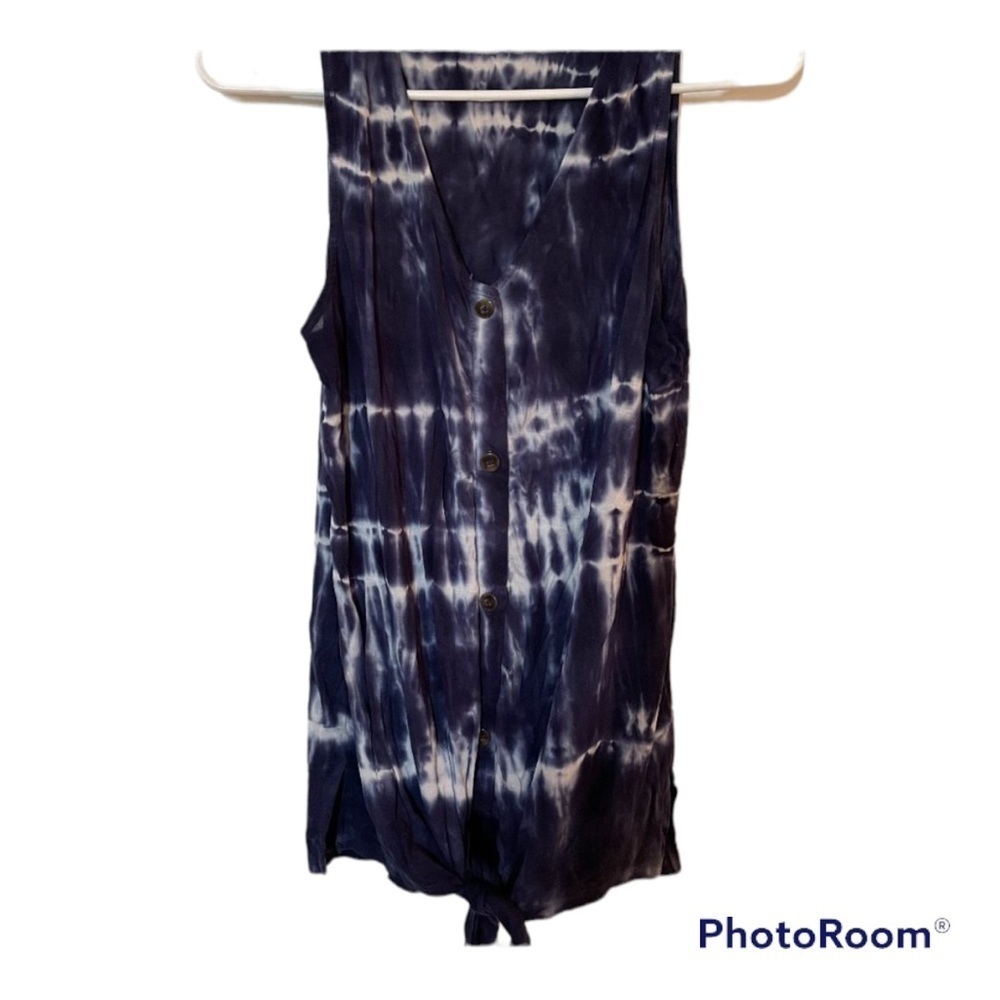 C&C California Tie Dye Navy & White Button Down Tank Top with Tie Bottom Small